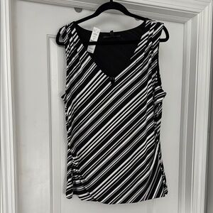 White House Black Market Sleeveless Tank Top XL